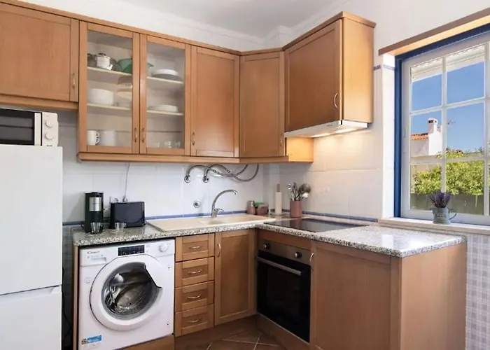 Apartment Charming And Bright In *