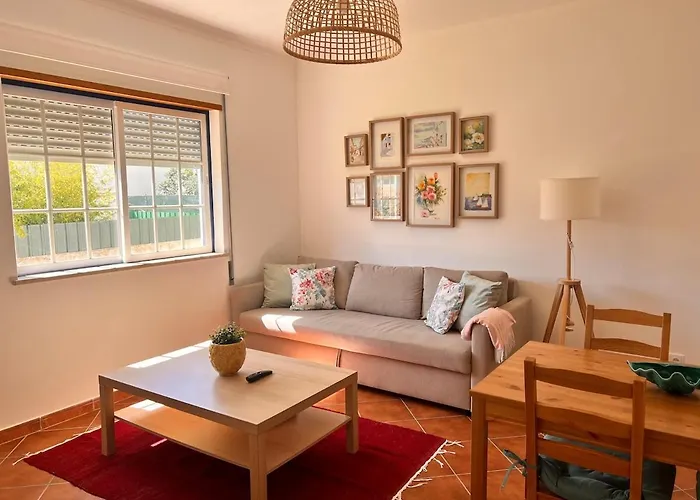Charming And Bright In Apartment